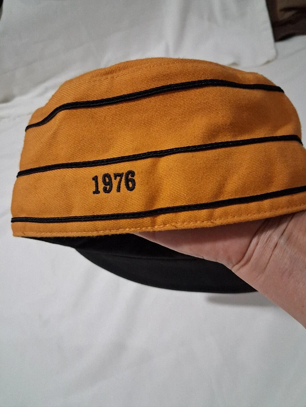 Vintage 90's Pittsburgh Pirates Logo Flat Top Fitted Cap Yellow Black Size 7 3/8